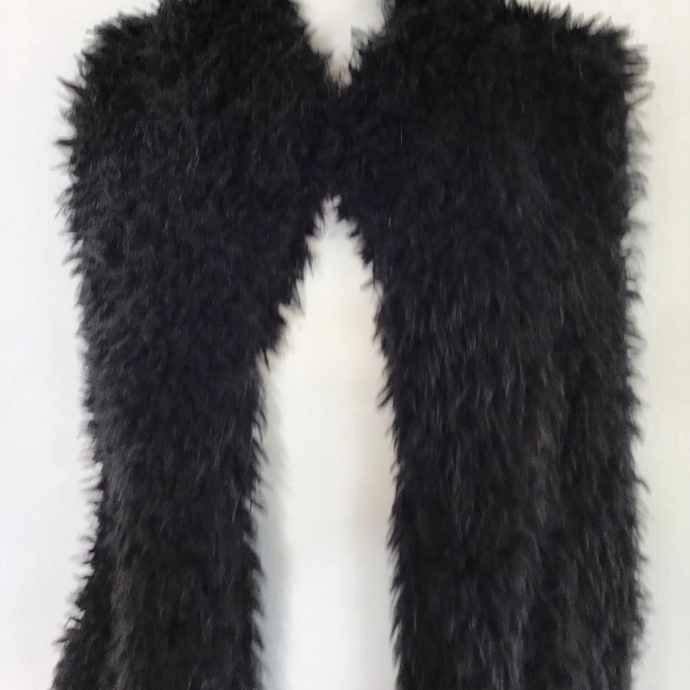 P.J. Salvage Women Classy Elegant Black Fuzzy Faux Fur Sleeveless Vest Jacket M - Picture 4 of 12